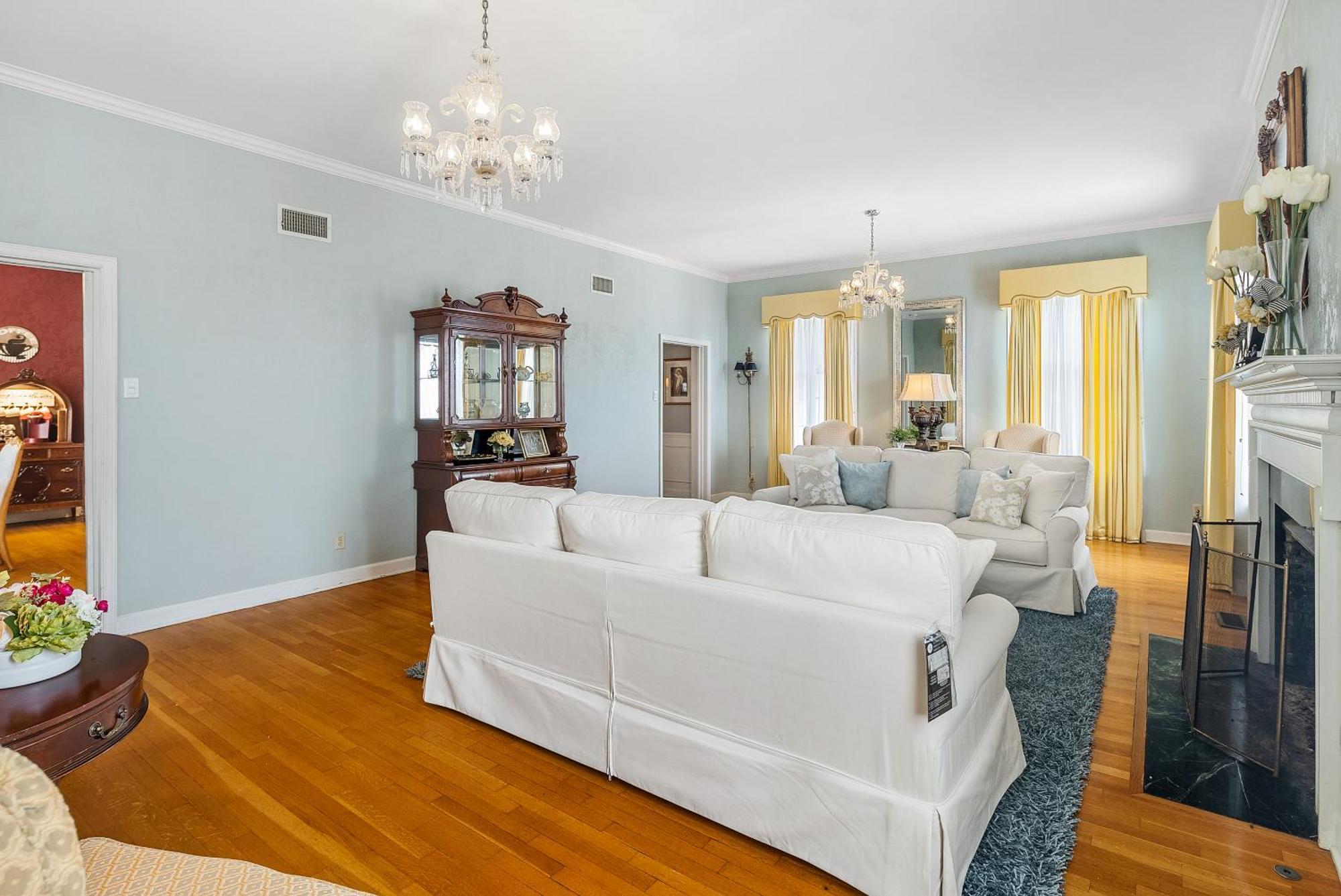 Beland Mansion-Blue Jay Suite! Fort Smith Bagian luar foto