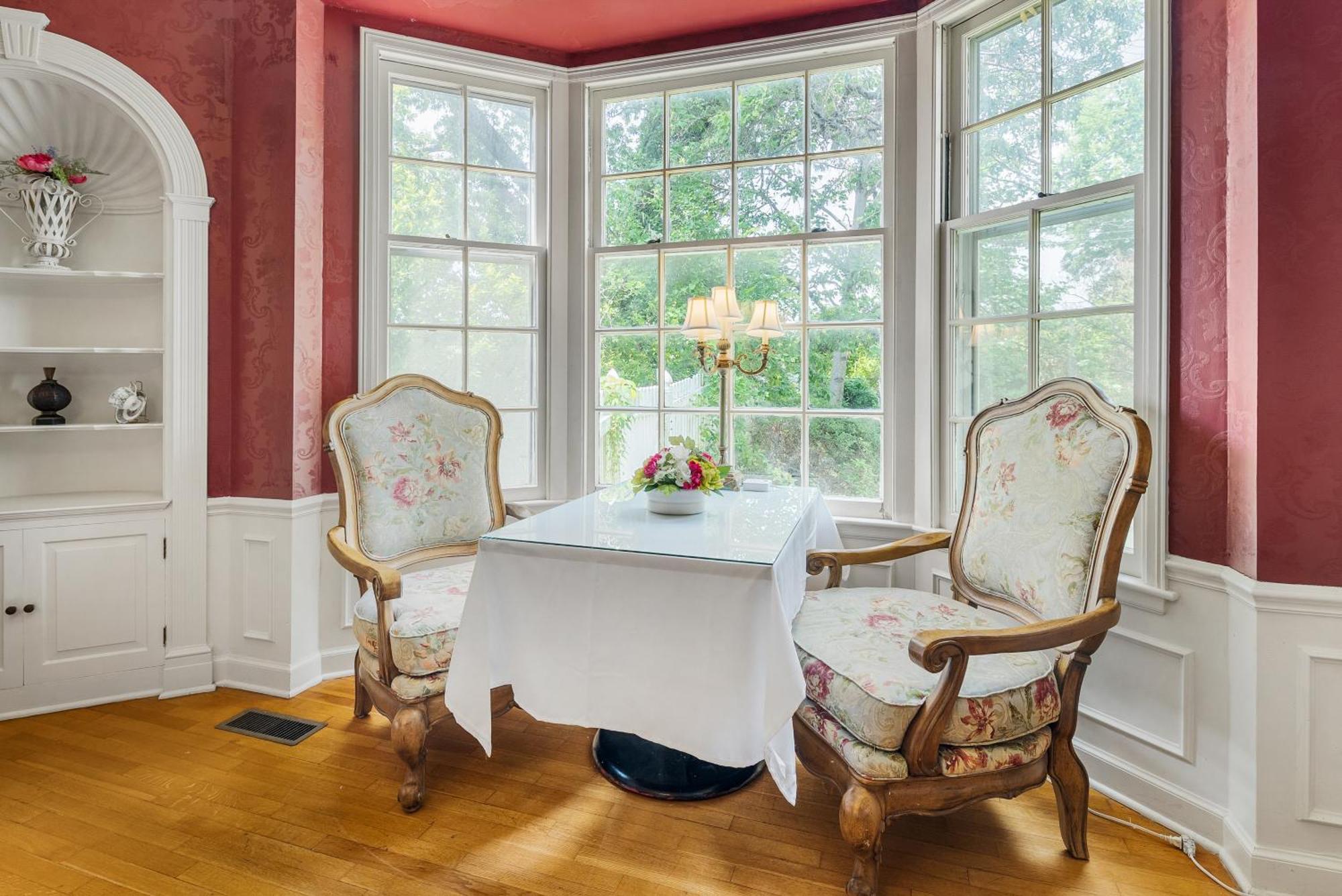 Beland Mansion-Blue Jay Suite! Fort Smith Bagian luar foto